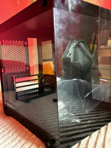 Gabinete Gamer PCYes Forcefield Black Vulcan (Vidro Frontal e Lateral) - Impecável