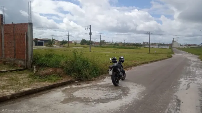 Terreno em Condomínio Fechado | Área Comercial | Ótima Localização