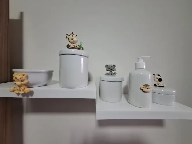 Kit higiene Bebê #safari #porcelana #porta algodão #porta alcool