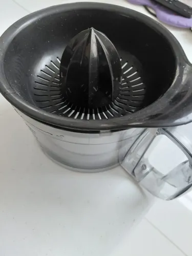 ESPREMEDOR DE FRUTAS (CONE E PENEIRA) - MULTIPROCESSADOR BRITÂNIA ALL IN ONE