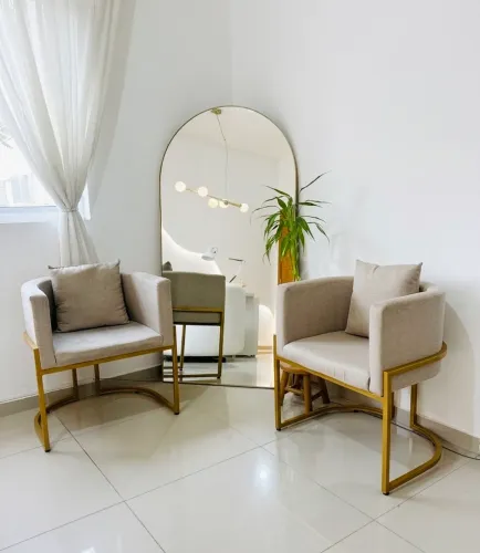 Poltronas Amalfitanas Linho com Dourado Qualità