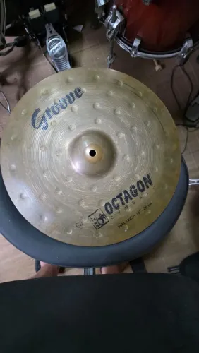 Prato crash Octagon groove 15"