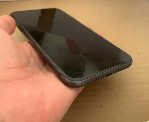 iPhone 11 - 64gb Preto - Oportunidade !