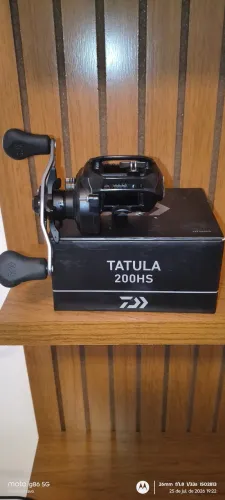 Carretilha tatula 200 manivela direita 