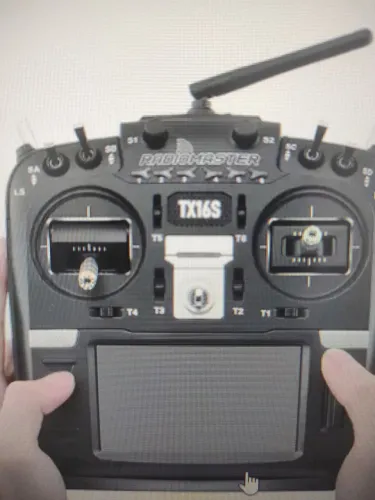 Radio Master Tx16s atualizado com caixa