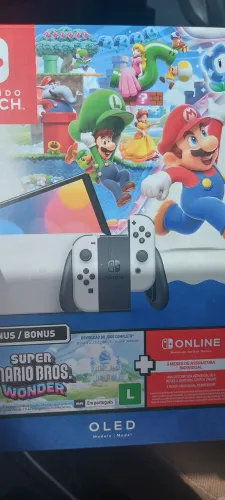 Nintendo Switch OLED + assinatura 3 meses