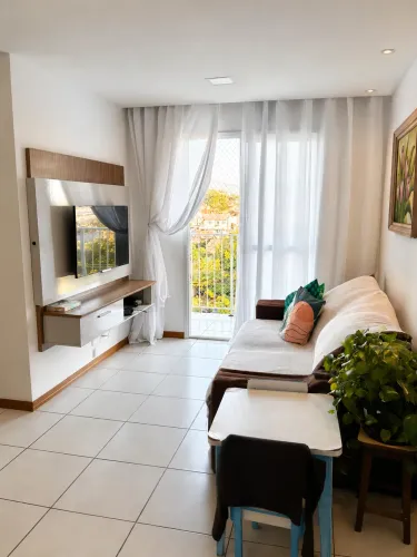 Apartamento à venda na Avenida Presidente Truman, Vista Alegre, São Gonçalo - RJ