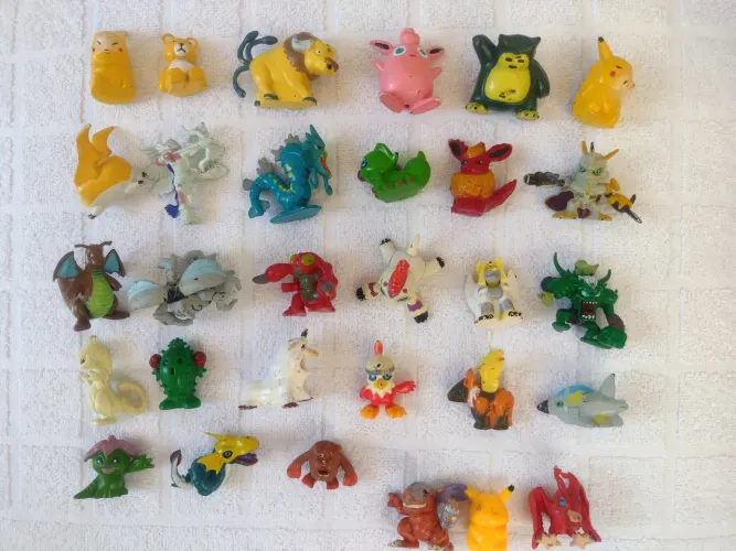 Lote Miniaturas Pokémon Antigos Anos 90/2000 - 30 Peças