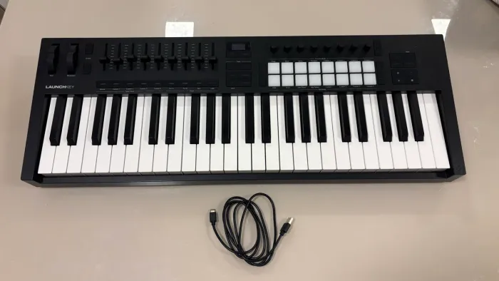 Controlador Novation MK4