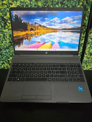 Notebook HP 250 G9 Intel i3 12a Ger SSD NVMe - Telão e Teclado Numérico