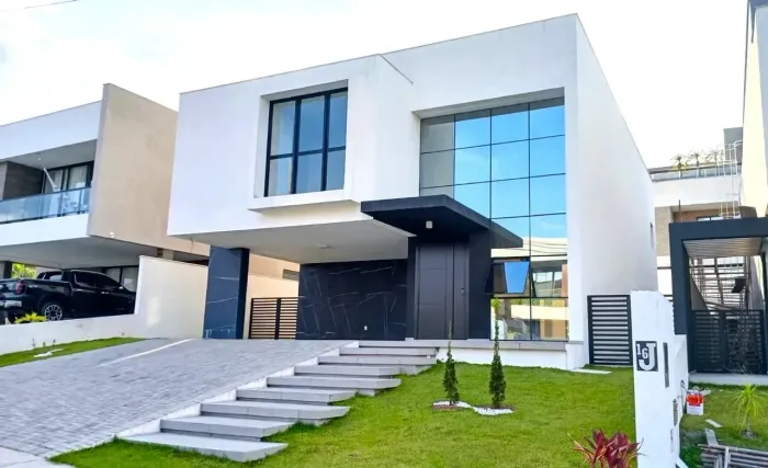 Maravilhosa e Ampla casa no Alphaville Mirante