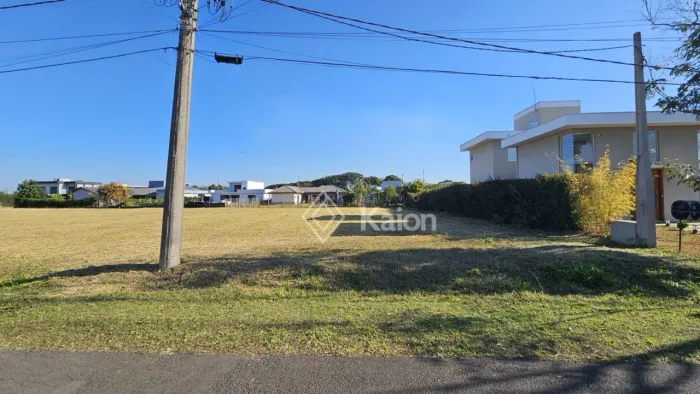 Terreno à venda no Condomínio Residencial Primavera na cidade de Salto/SP