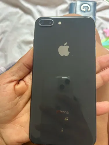 iPhone 8 Plus 75 de memória tela original estado do aparelho ótimo