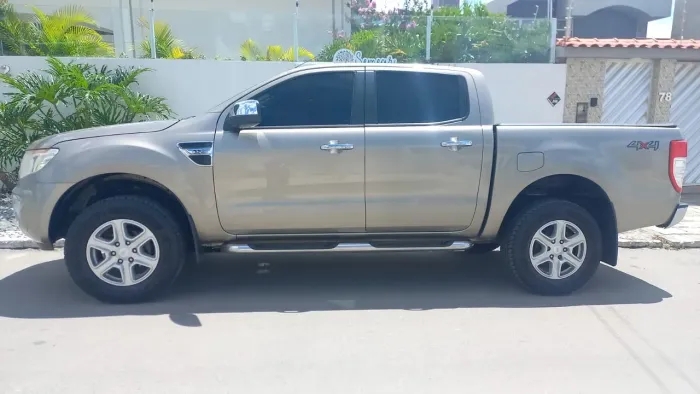 Ford Ranger XLT 3.2 20V 4X4 CD Diesel Aut. 2014