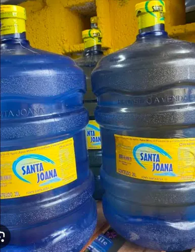 Garrafão água mineral 20L SANTA JOANA modelo resistente 10und