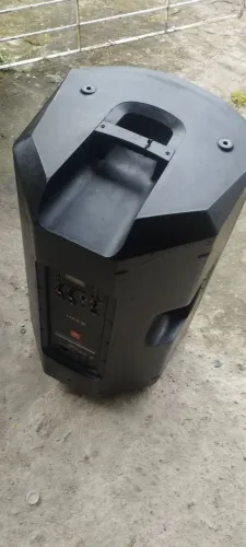 Caixa Max 15 JBL ativas