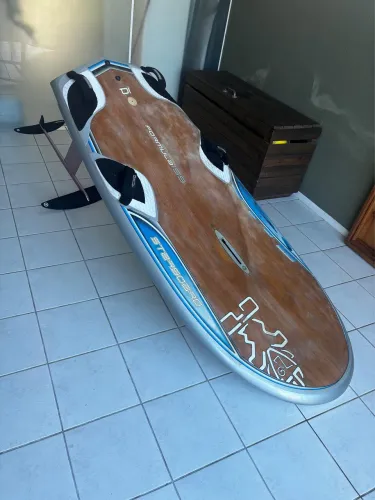 Prancha Starboard 159 NeilPryde com Foil 85cm