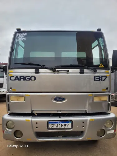 Ford Cargo 1317 2005