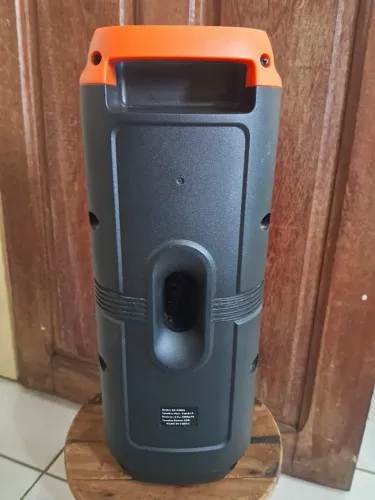 Vendo semi novo Caixa de som CV1224