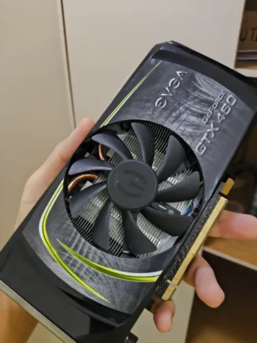 Placa de Vídeo EVGA GTX 460 + Placa Wi-Fi PCIe 1200 Mbps