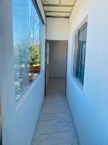 Kitnet aluga -se 1 quarto, sala,cozinha, banheiro , varanda , área de serviço
