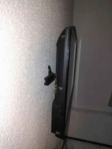 TV Panasonic 32" + Amazon Fire Stick