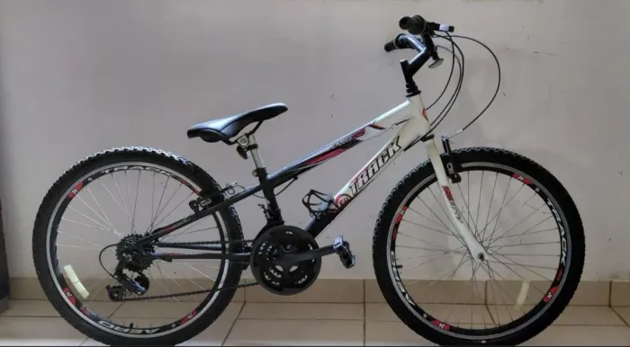 Bicicleta Track Aro 24 - 21 Marchas