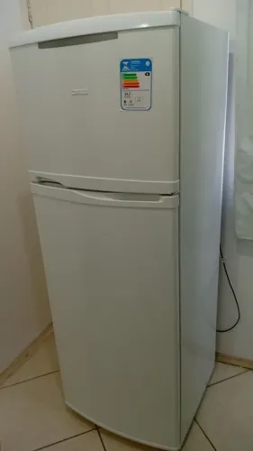 Geladeira consul frosfree funcionando entrego sem custos dependendo do local  !