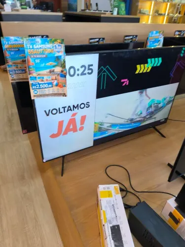 Vendo tv Samsung smart 55 polegadas com1 ano de garantia