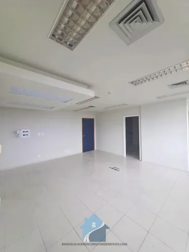 Sala Comercial na Torre Business - Millennium - Chapada