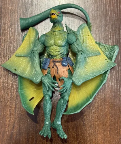 MARVEL LEGENDS SAURON BAF COMPLETO
