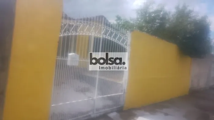 CASA VILA DUTRA COM 3 DORMITÓRIOS !