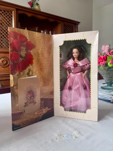 Boneca Barbie Lacrada Sweet Valentine Special Edition Hallmark