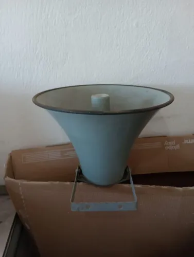 Vendo corneta megafone  CSR