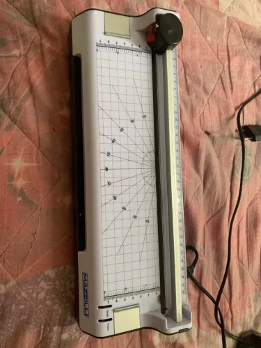 Plastificadora e cortadora