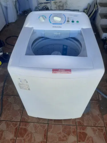 MÁQUINA DE LAVAR ROUPAS ELECTROLUX 12KG