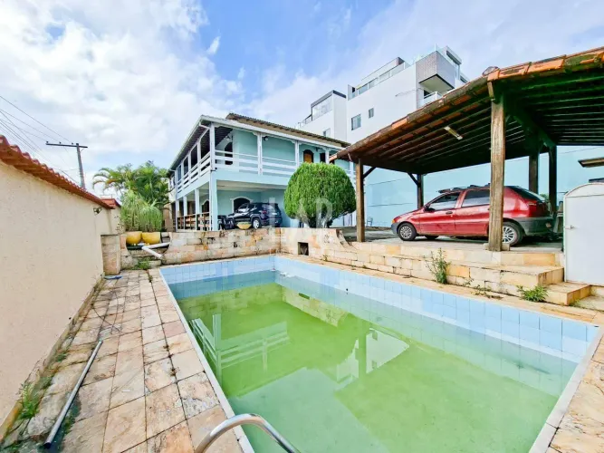 Casa à venda, 4 quartos, 2 suítes, 5 vagas, Copacabana - Belo Horizonte/MG