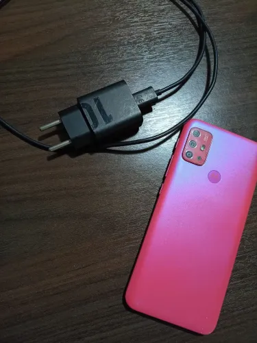 Celular Moto G(20) 