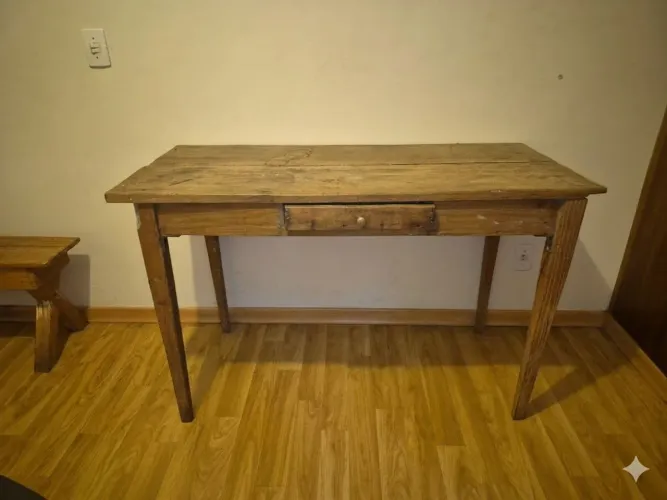 Mesa de Escritório de Madeira