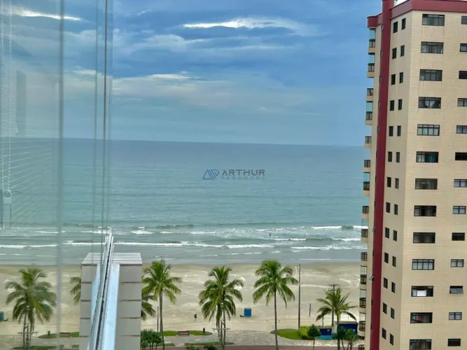 Apartamento à venda em Praia Grande 2 dormitórios sendo 1 suíte e 1 vaga e lazer