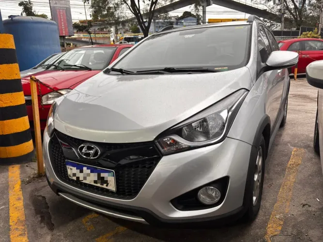 Hyundai HB20X Premium 1.6 Flex 16V Aut. 2015