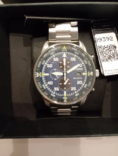 Relógio Citizen Eco-Drive. (Zero)