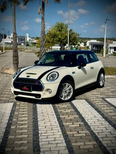 Mini Cooper S 2.0 Turbo 16V 3P Aut. 2015