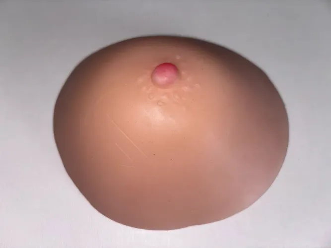 2 prótese mamaria em silicone (tipo gota)
