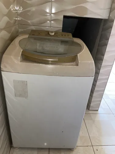 MÁQUINA DE LAVAR C DEFEITO SIMPLES 