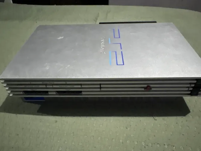 Playstation 2 Fat Cinza (trocar placa zoada)