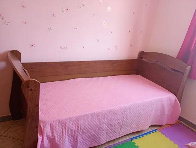 Cama solteiro com colchão