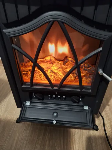 AQUECEDOR TERMOVENTILADOR CADENCE 220V ESTILO RETRO COM 2 NIVEIS DE AQUECIMENTO