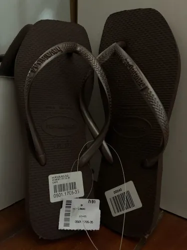 Chinelo Havaianas Slim Square Café - Novo com Etiqueta (Tam 35/36)