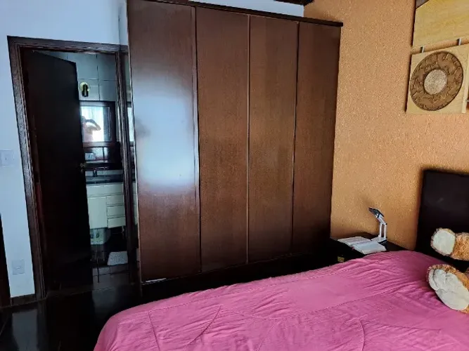 Guarda roupa 4 portas